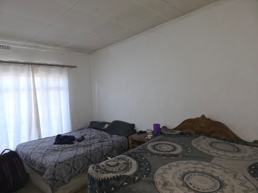 5 Bedroom Property for Sale in Oos Einde North West